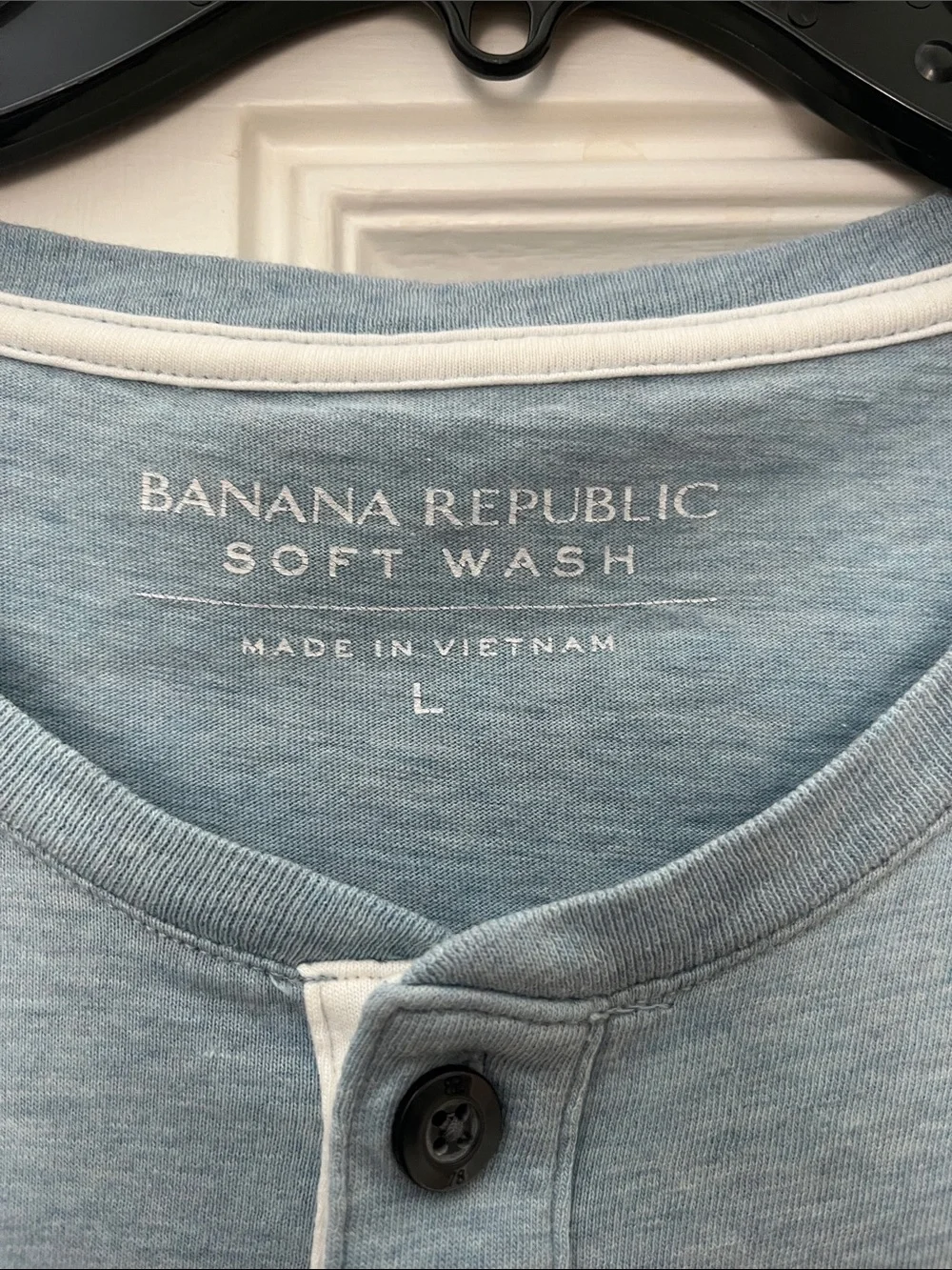 EUC Banana Republic Pale Blue Short-Sleeve Henley Tee
